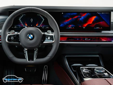 Der neue BMW 7er (G70) - Ganz so krass, wie bei den elektrischen Modellen von Mercedes ist es allerdings nicht geworden.