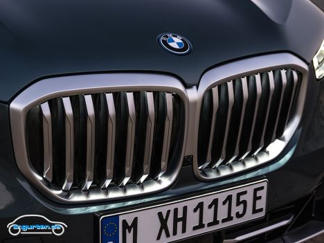 BMW X5 (G05) Facelift 2023 - Kühlergrill - BMW Niere