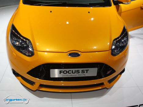 Ford Focus ST - IAA 2011 - Front