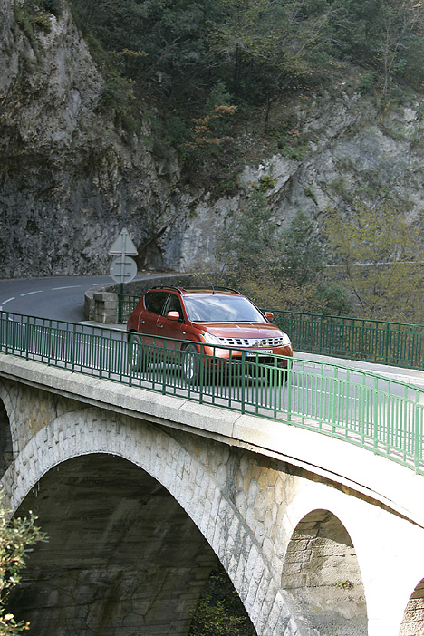 Nissan Murano - über sieben Brücken...