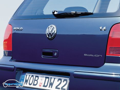 VW Polo III - Insbesondere die Stoßfänger und die Kofferraumklappe werden im hinteren Bereich angepasst.