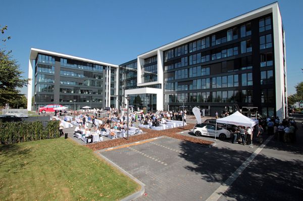 Die neue Deutschland-Zentrale von Peugeot-Citroen steht in Köln. Bild: Peugeot