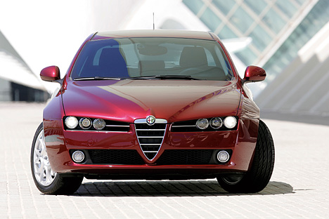 Alfa 159, Front