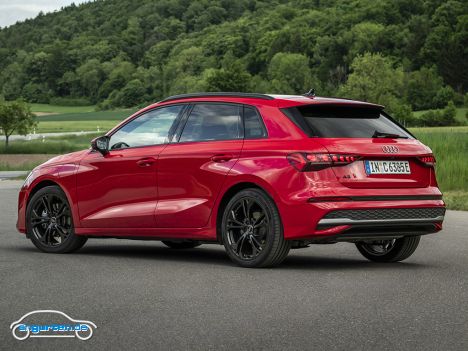 Audi A3 Sportback - Hier das Heck mal in Rot. Steht dem A3 echt gut.