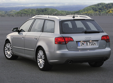 Audi A4 Avant, Heckansicht