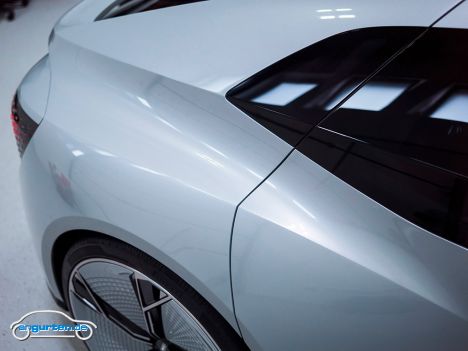 Audi Aicon Concept IAA 2017 - Bild 13