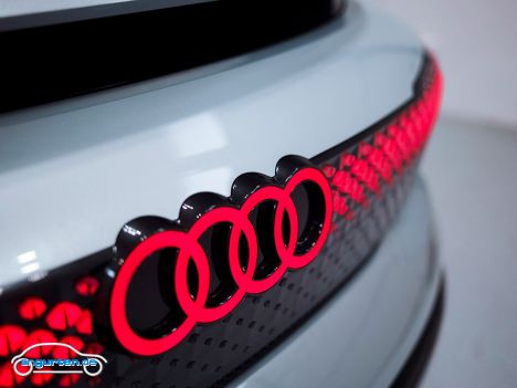 Audi Aicon Concept IAA 2017 - Bild 14