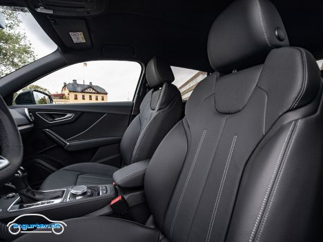Audi Q2 Facelift 2021 - Vordersitze