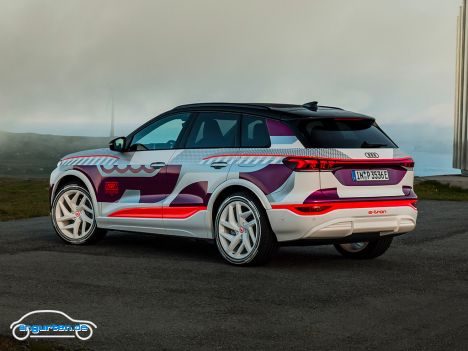 Die finale Version des Audi Q6 e-tron soll noch im Herbst 2023 vorgestellt werden.