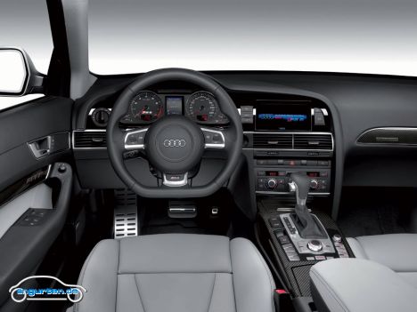 Audi RS 6 Avant, Cockpit