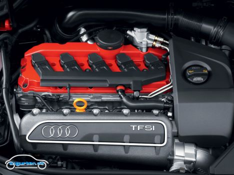 Audi RS3 Sportback - Der 2.5 Liter Fünfzylinder leistet 340 PS ...