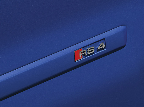 Audi RS4, Typenschild