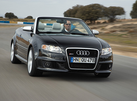 Das Audi RS4 Cabriolet.