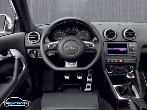 Audi S3, Cockpit