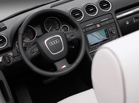 Audi S4 Cabrio - Cockpit
