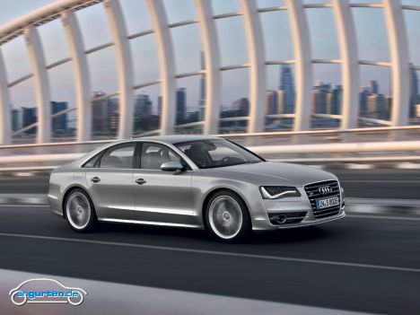 Audi S8