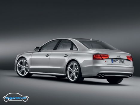 Audi S8