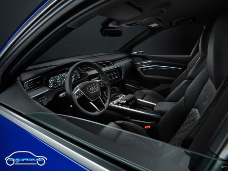 Audi SQ8 Sportback e-tron 2023 - Vordersitze