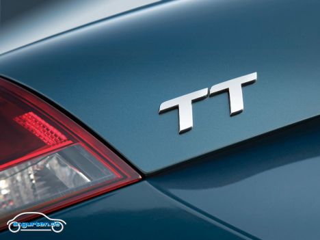 Audi TT Coupe - Schriftzug
