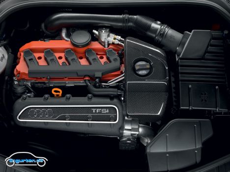 Im Audi TT RS Coupe werkelt ein Fünfzylinder-TFSI Motor.