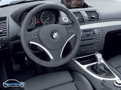 BMW 1er Reihe Coupe, Cockpit