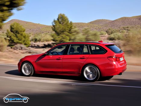 BMW 3er Touring - Melbourne Rot, Seitenansicht