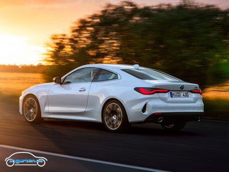 BMW 4er Coupe (G22) MJ 2021 - Sowohl die Front als auch das Heck lässt den neuen 4er vollkommen eigenständig von der 3er Reihe erscheinen.