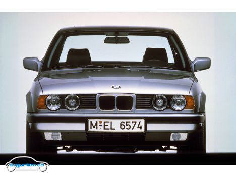 BMW 5er Limousine (E34) - Bild 1