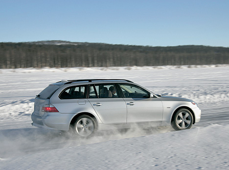 BMW 5er Touring - Trotz Heckantrieb auch im Schnee gut fahrbar
