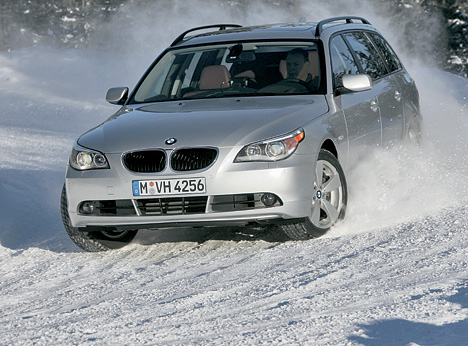 BMW 5er Touring - White & Wild