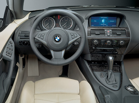 Das Cockpit des 6er Cabrio