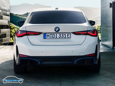 BMW i4 - Schade finden wir ein bissl die extrem hohe Leistung der Einstiegsvariante. Hier würde es wahrscheinlich gut tun, wenn man ein Basismodell mit 150-190 PS noch nachschieben würde.