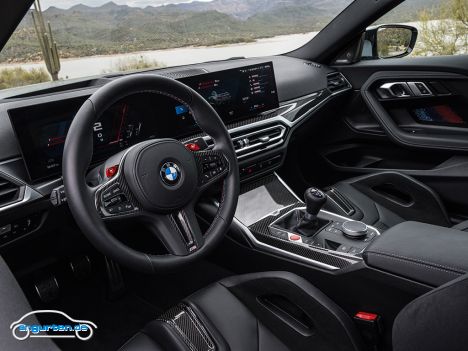 BMW M2 - Im Innenraum ist es im Wesentlichen der sportliche 2er.