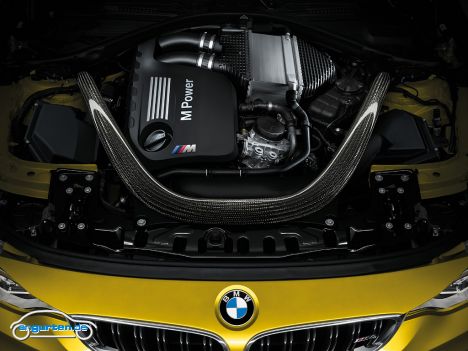 BMW M4 Coupe - Auch der Normverbrauch kann sich sehen lassen: 8,8 Liter für den Schalter und 8,3 Liter für die Automatik.