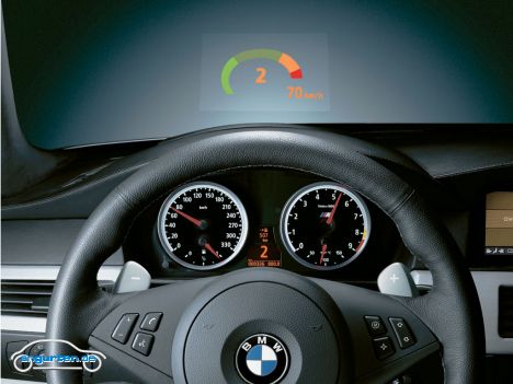 BMW M5, On Screen Display