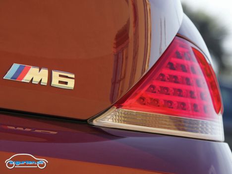 BMW M6, Heckleuchte & Typenschild