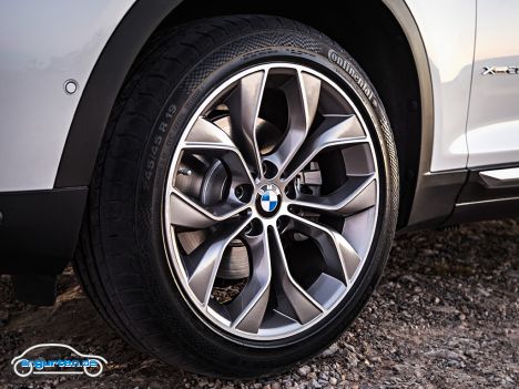 BMW X3 Facelift 2014 - Die Preise erhöhen sich bei den meisten Modellen um etwa 1.000 Euro.