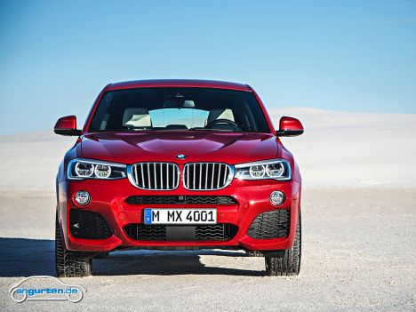 BMW X4 - Die meisten Modelle verfügen direkt über die 8-Gang Automatik - nur der kleine Diesel ist auch mit Handschaltung zu haben.