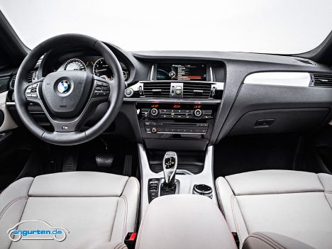 BMW X4 - Das Cockpit ist typisch BMW - recht kantig.