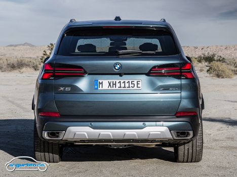 BMW X5 (G05) Facelift 2023 - Die Heckleuchten haben in etwa das gleiche Forma, sind aber komplett anders gestaltet.