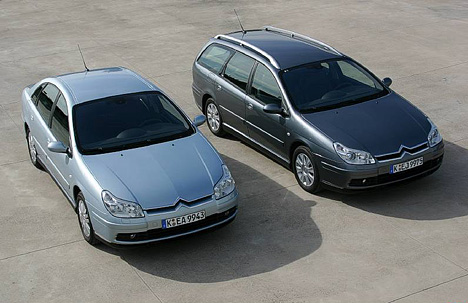 Citroen C5 - links die Limousine, rechts der Kombi