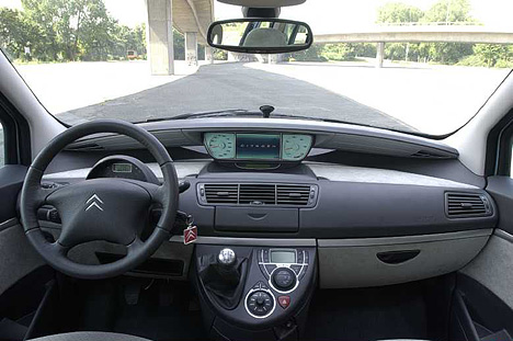 Citroen C8 - Cockpit