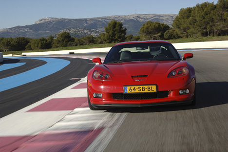 Corvette Z06, Front