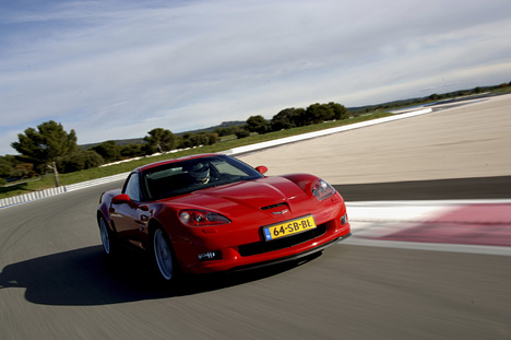 Corvette Z06, Front