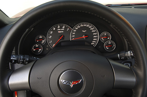 Corvette Z06, Instrumente