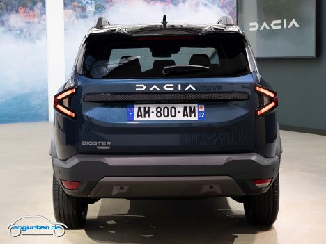 Dacia Bigster 2025 - Im Folgenden einfach mal die Bilder - Interieur und Exterieur passt ohne revolutionäres Potenzial gut in die Designschiene von Dacia.
