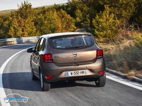 Dacia Sandero Facelift 2017 - Bild 18