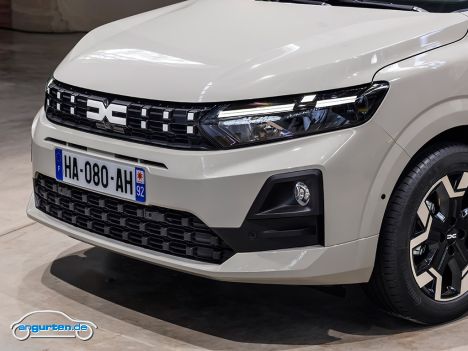Dacia Sandero Facelift 2026 - Front Detail
