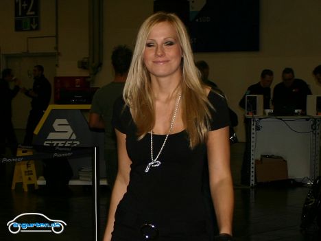 Die Girls auf der Essen Motor Show 2011