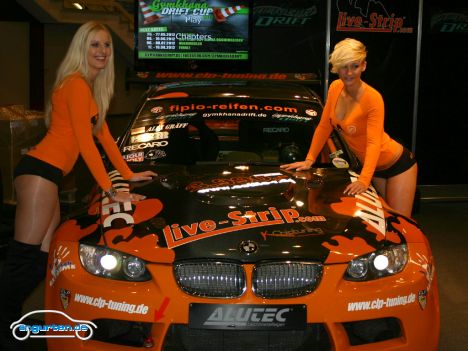 Die Girls auf der Essen Motor Show 2011